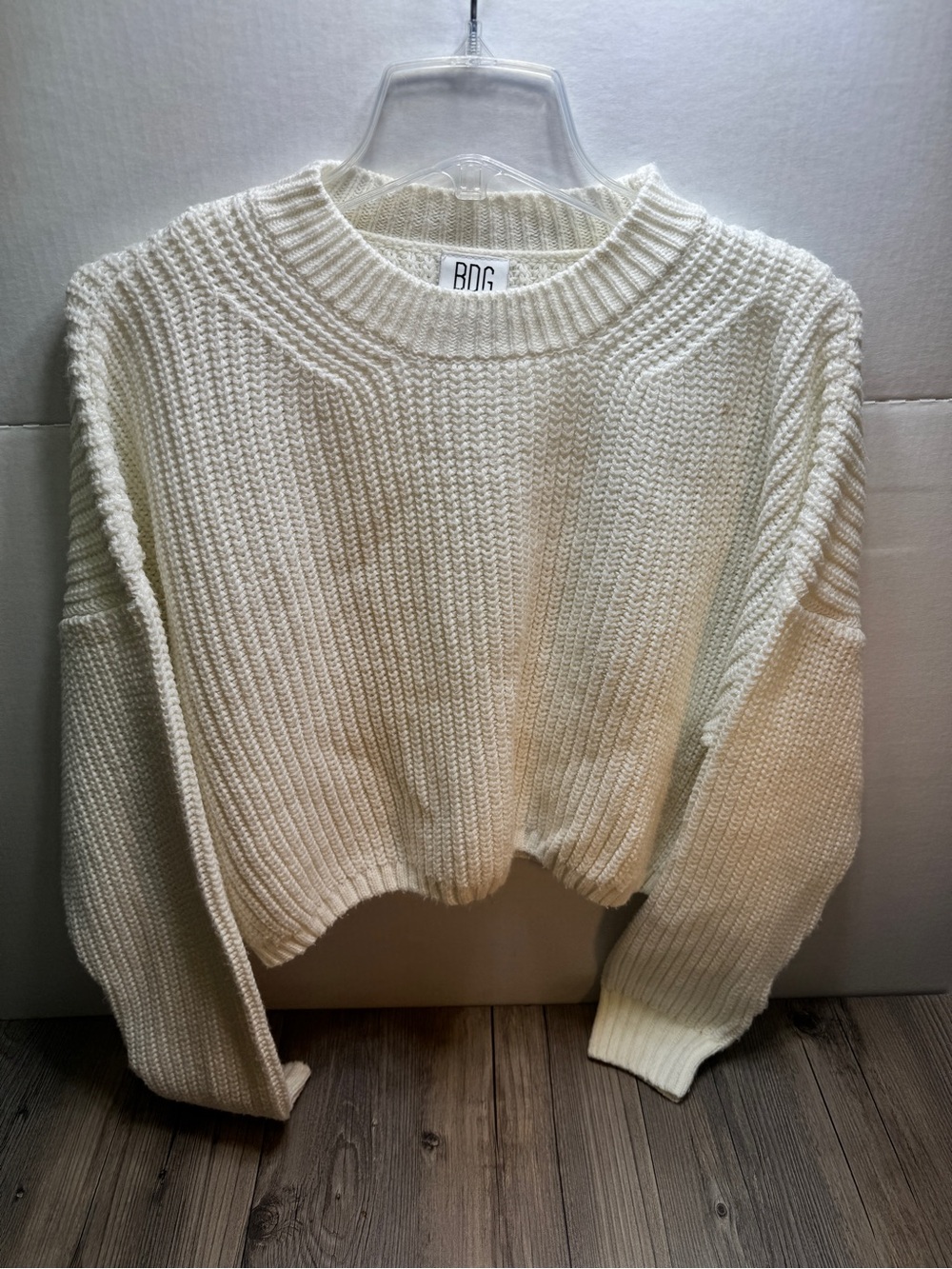 BDG Shaker Stitch Cropped Sweater from Urban Outfitters Women’s Size Medium